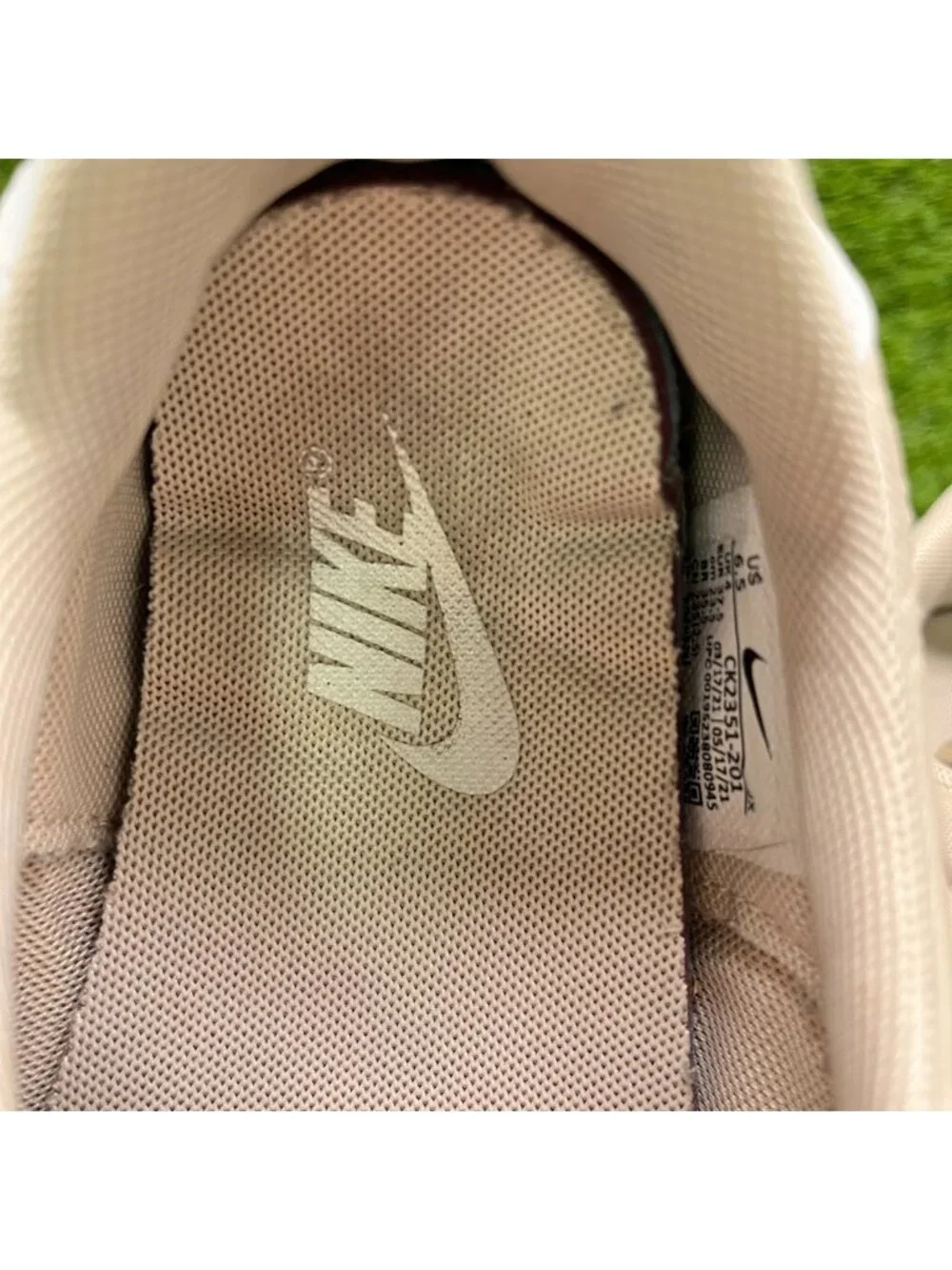 Nike Daybreak Womens Size 6.5 Beige Brown White Athletic Running Shoes Sneakers